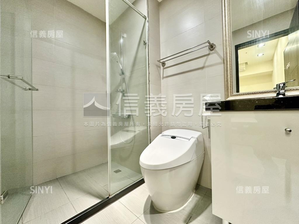 江翠ＯＮＥ帶裝潢三房房屋室內格局與周邊環境