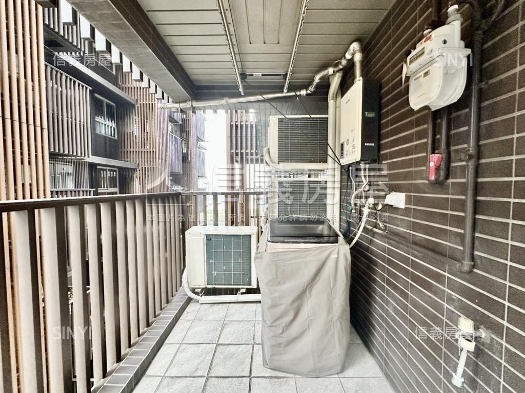 江翠ＯＮＥ帶裝潢三房房屋室內格局與周邊環境