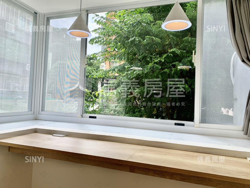 黃金三套房邊間２樓房屋室內格局與周邊環境