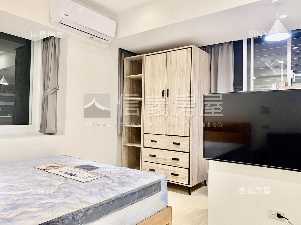 黃金三套房邊間２樓房屋室內格局與周邊環境