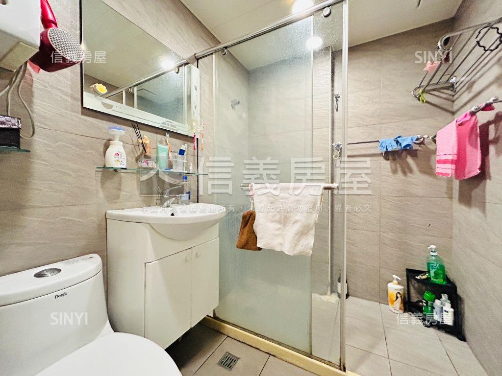 電梯三房富貴旺房屋室內格局與周邊環境