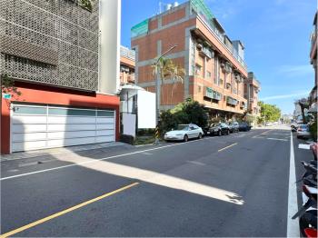 北元段朝東南土地Ａ