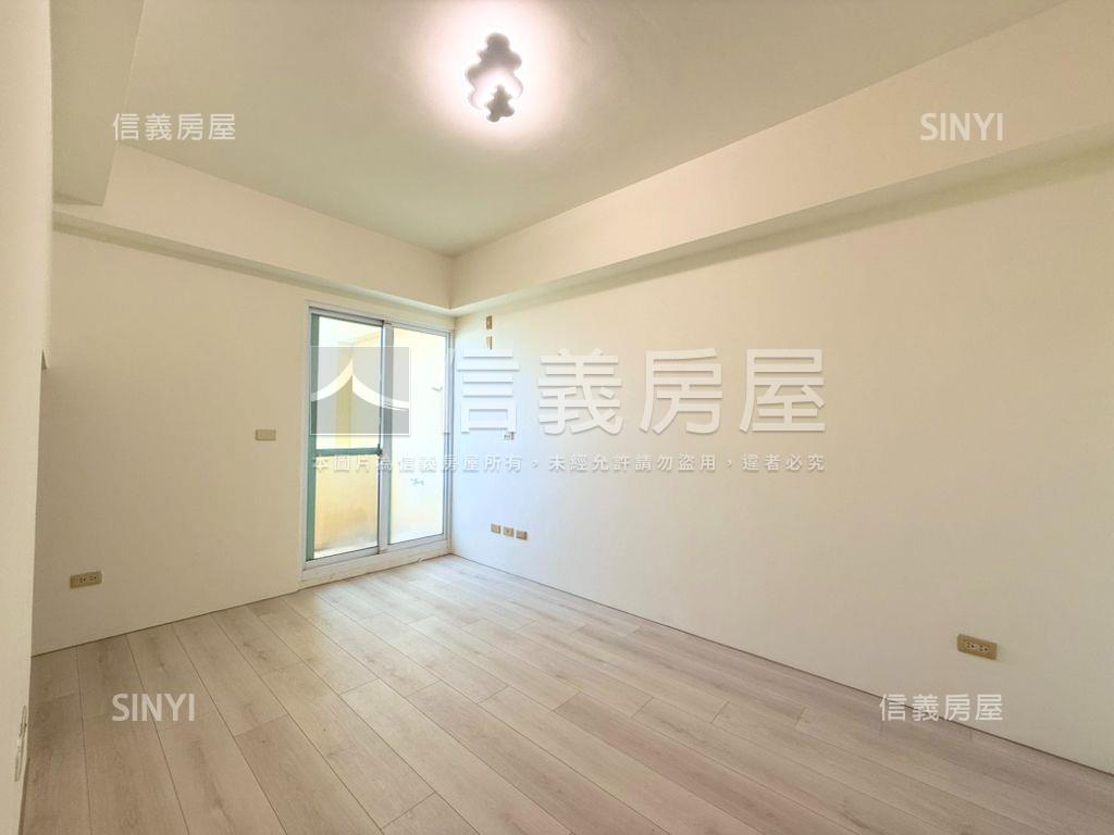 急售！近嶺東忠勇商圈透天房屋室內格局與周邊環境