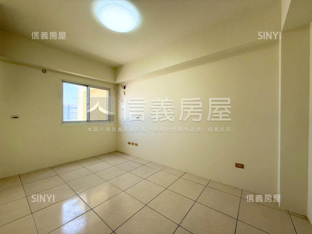 急售！近嶺東忠勇商圈透天房屋室內格局與周邊環境