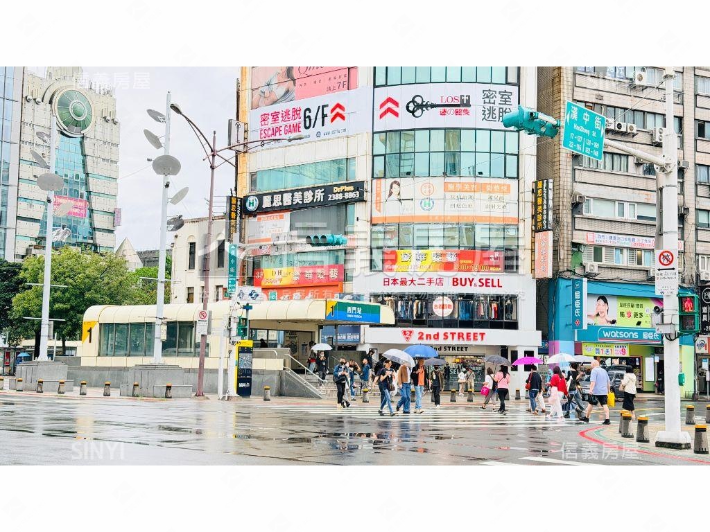 西門捷運口三角窗店辦２房屋室內格局與周邊環境