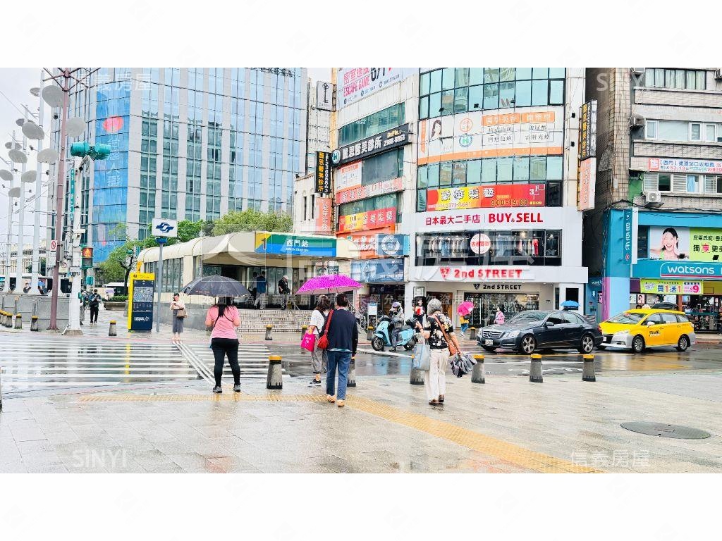 西門捷運口三角窗店辦２房屋室內格局與周邊環境
