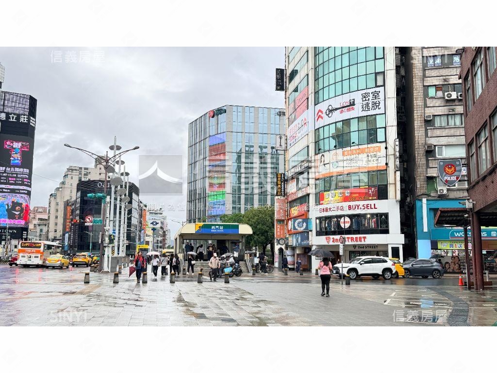 西門捷運口三角窗店辦２房屋室內格局與周邊環境