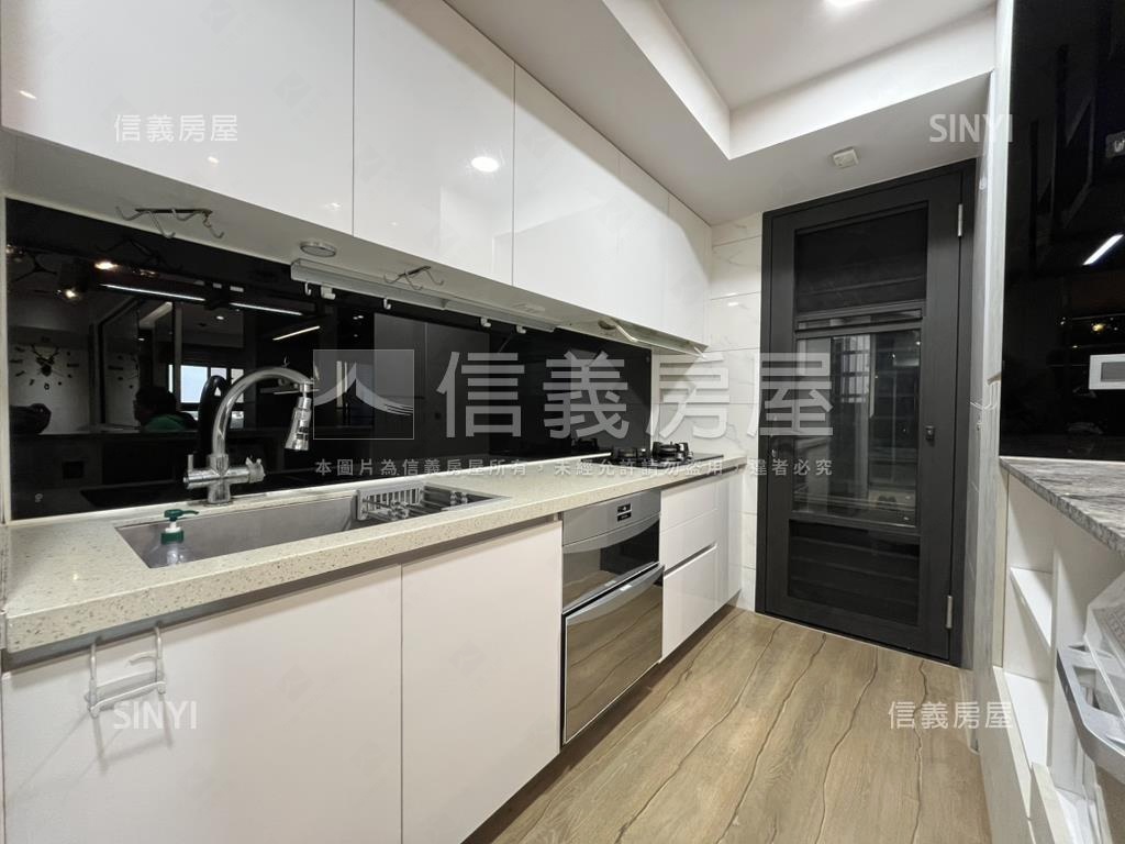 勝美樹廈三房平車精裝戶房屋室內格局與周邊環境