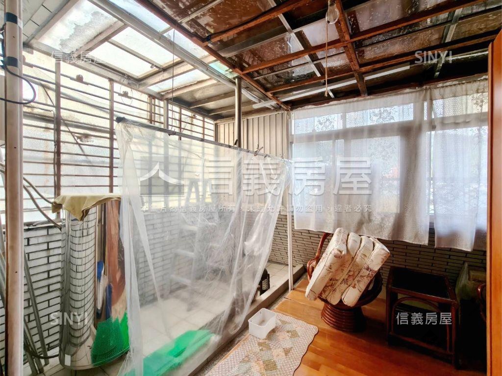 森活ｔｒｉｐｌｅ房屋室內格局與周邊環境