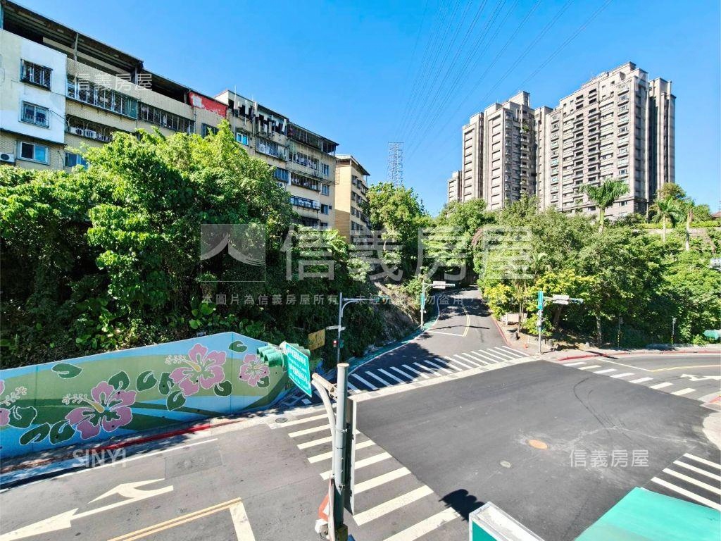 森活ｔｒｉｐｌｅ房屋室內格局與周邊環境