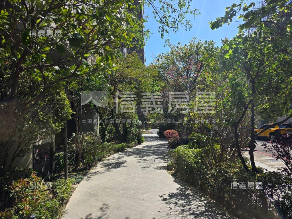 龍寶仁美臻邸房屋室內格局與周邊環境