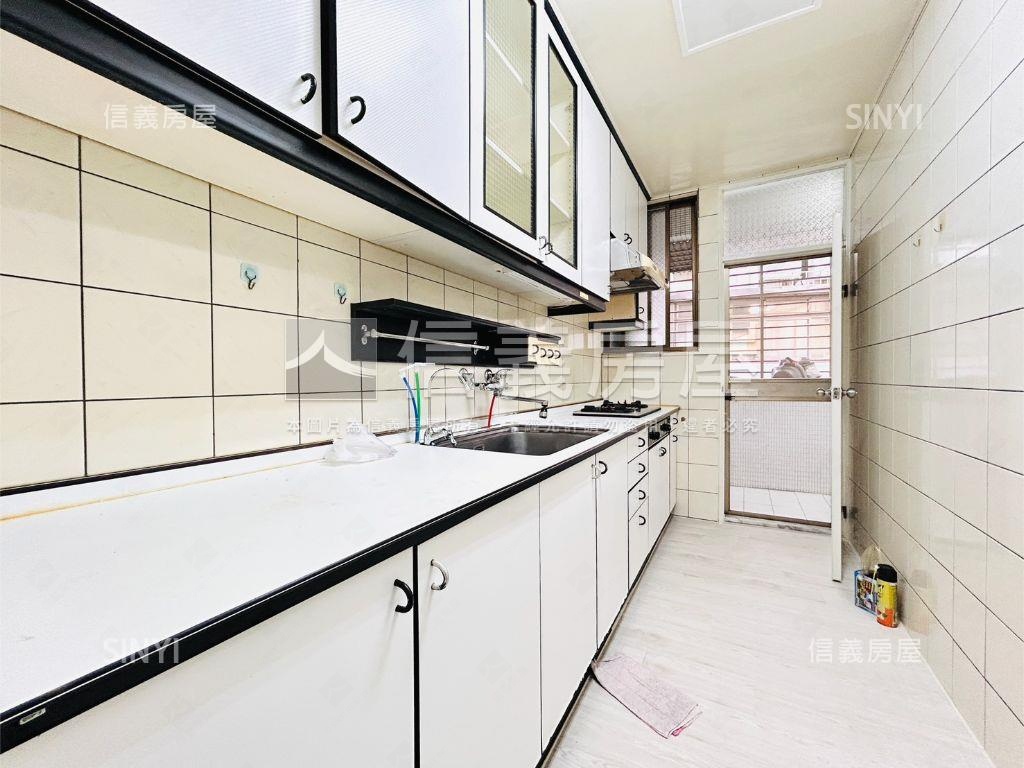 葫洲捷運三樓美寓房屋室內格局與周邊環境