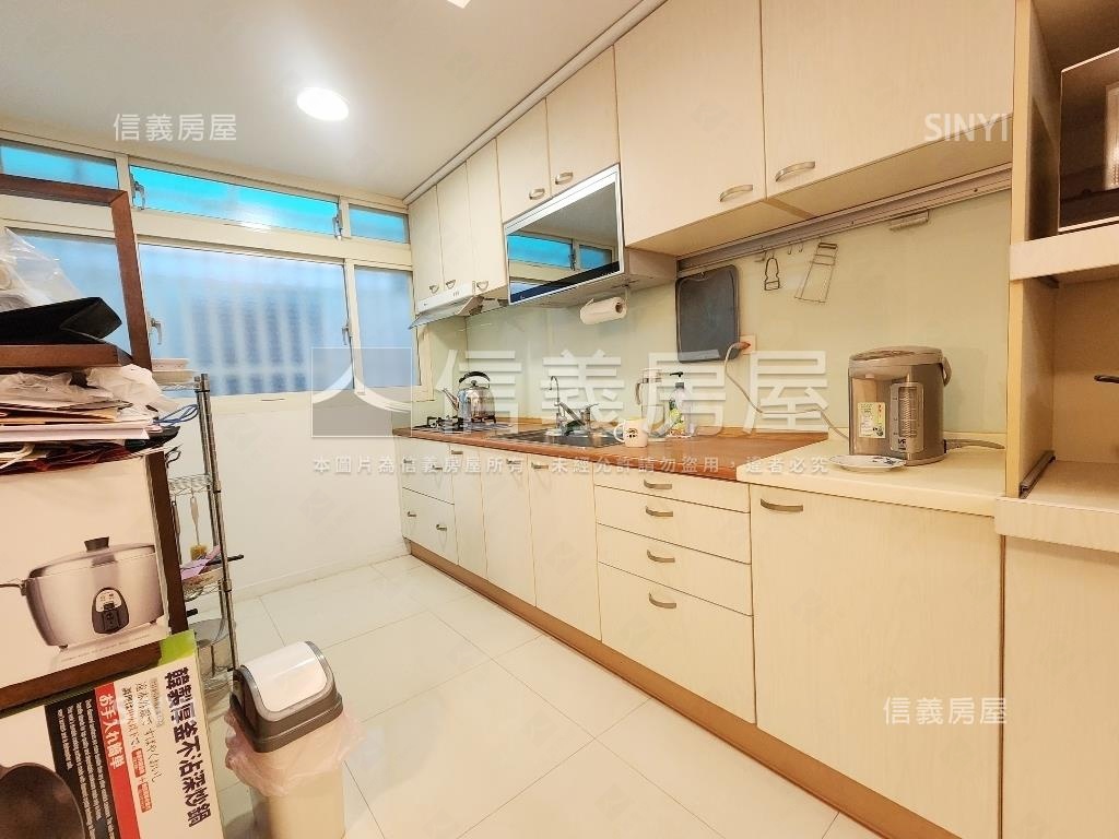天母國中學區美裝一樓房屋室內格局與周邊環境
