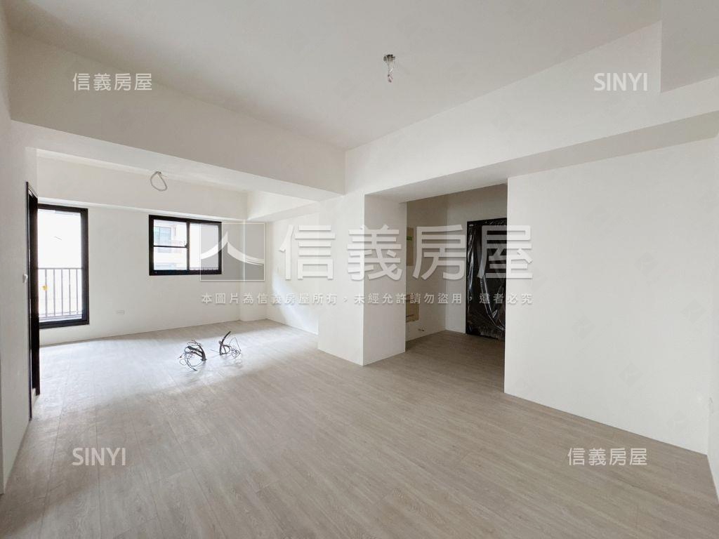 深耕８靜謐大空間美宅房屋室內格局與周邊環境