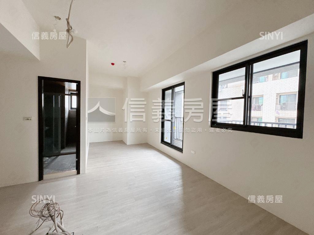 深耕８靜謐大空間美宅房屋室內格局與周邊環境