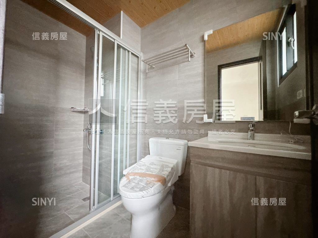 深耕８靜謐大空間美宅房屋室內格局與周邊環境