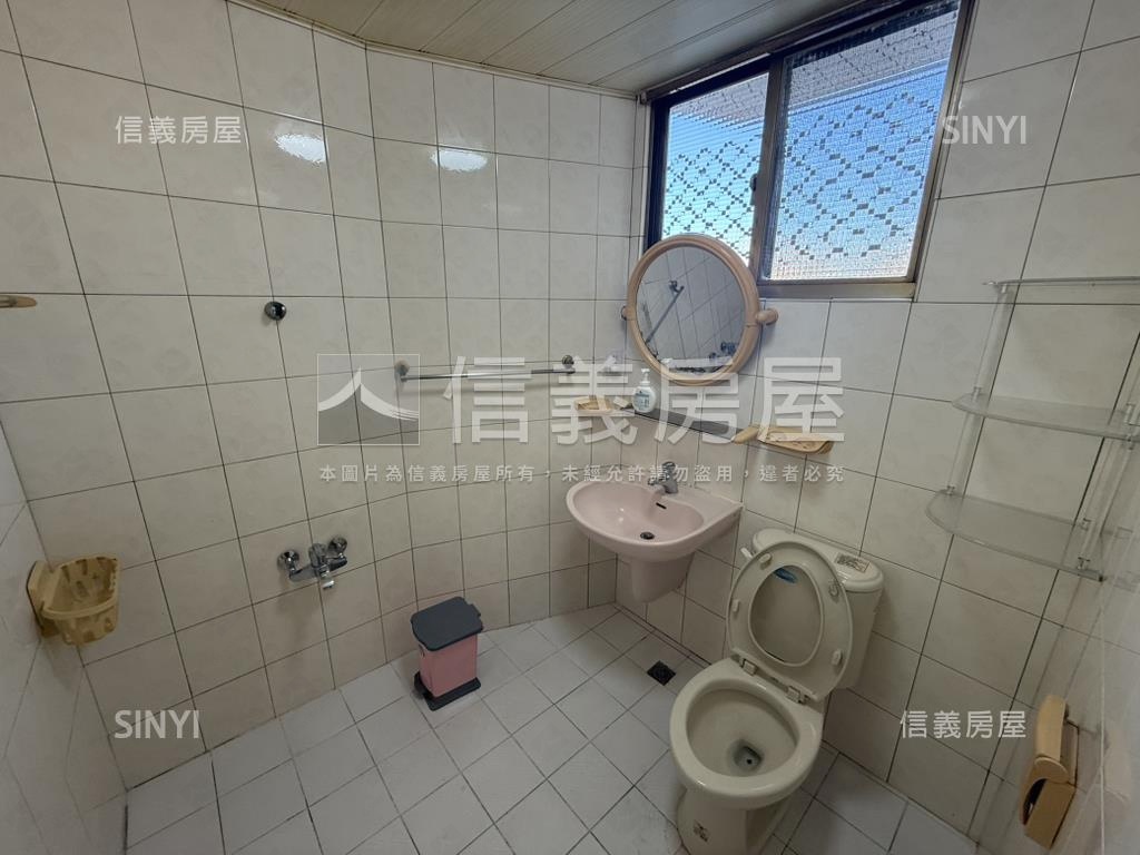 水湳三房平車房屋室內格局與周邊環境