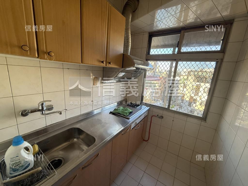 水湳三房平車房屋室內格局與周邊環境