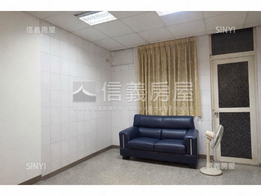 衛道新世界金店面房屋室內格局與周邊環境