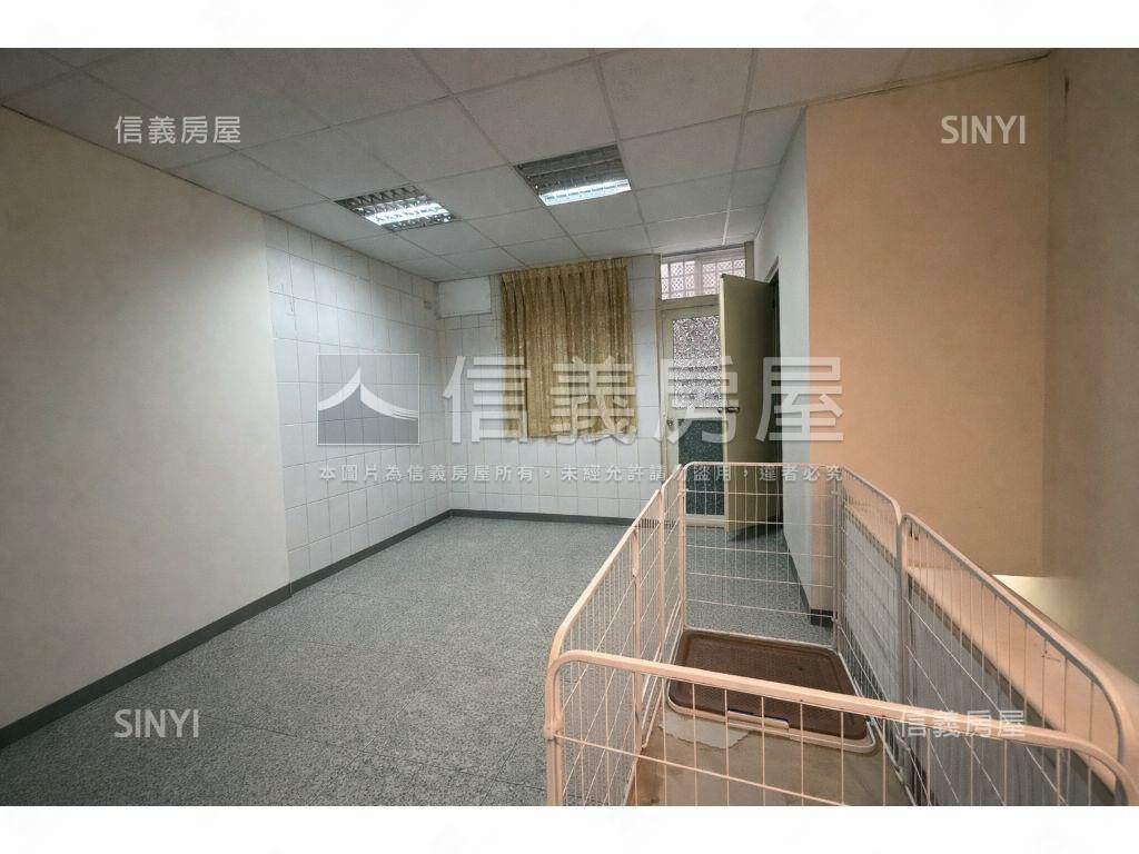 衛道新世界金店面房屋室內格局與周邊環境