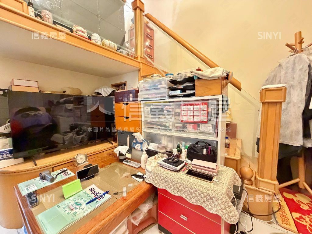 推薦★中山靜巷挑高大空間房屋室內格局與周邊環境