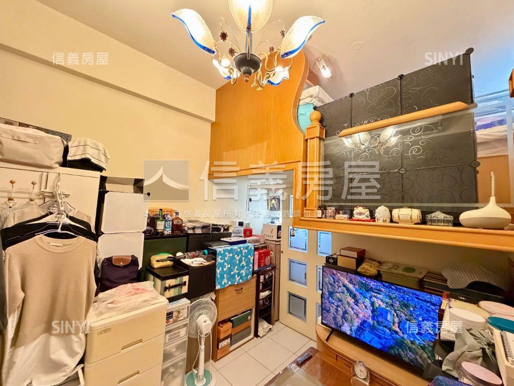 推薦★中山靜巷挑高大空間房屋室內格局與周邊環境