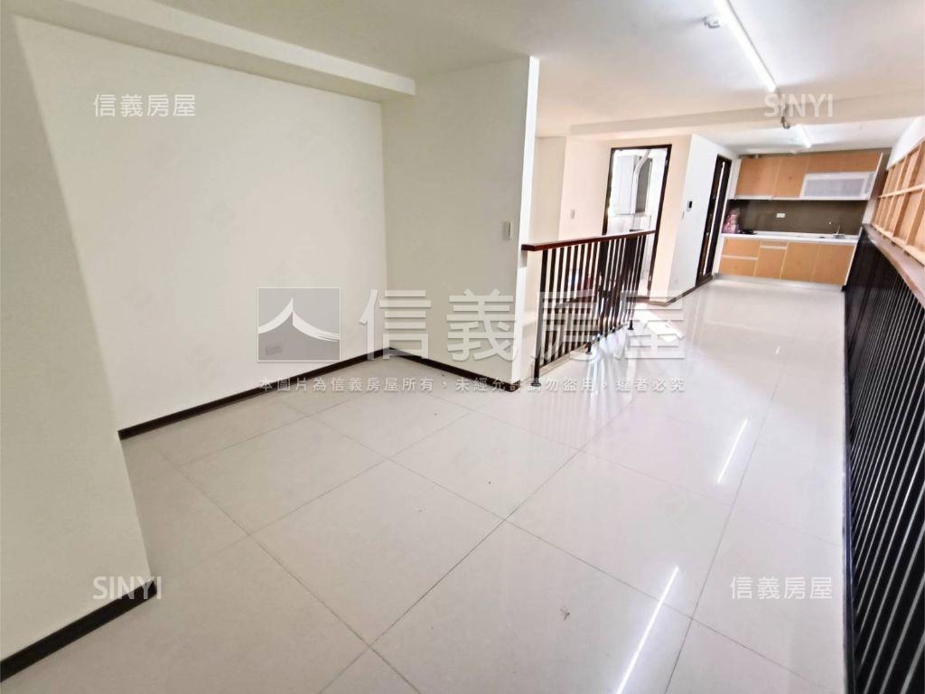 橋科面寬１１米△窗金店面房屋室內格局與周邊環境