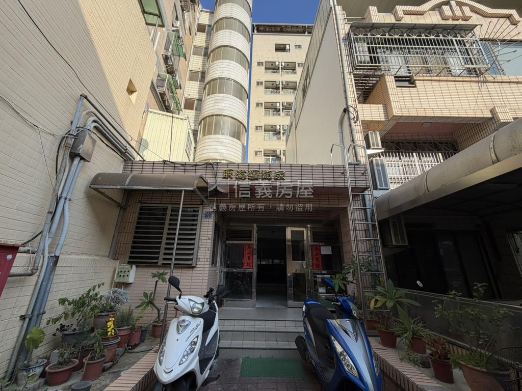東海藝術家獨洗獨曬套房房屋室內格局與周邊環境