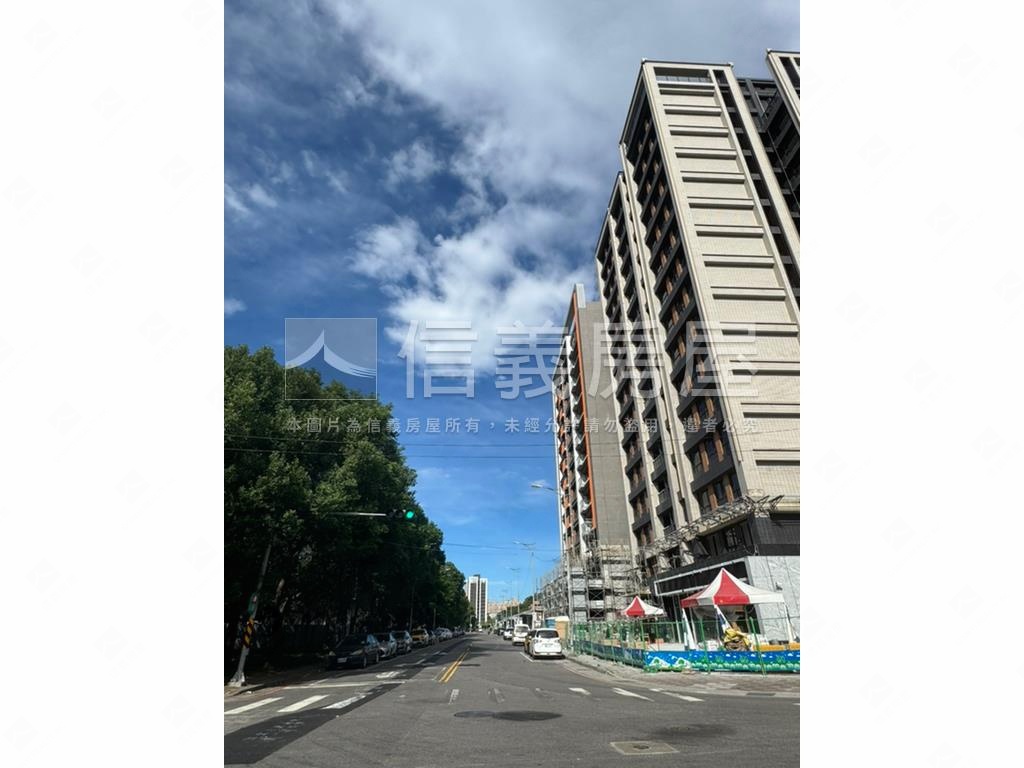 德友植仁。樹海露臺戶兩房房屋室內格局與周邊環境