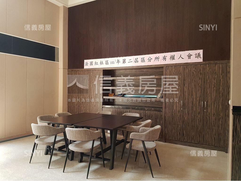 法國紅景觀三房車位房屋室內格局與周邊環境