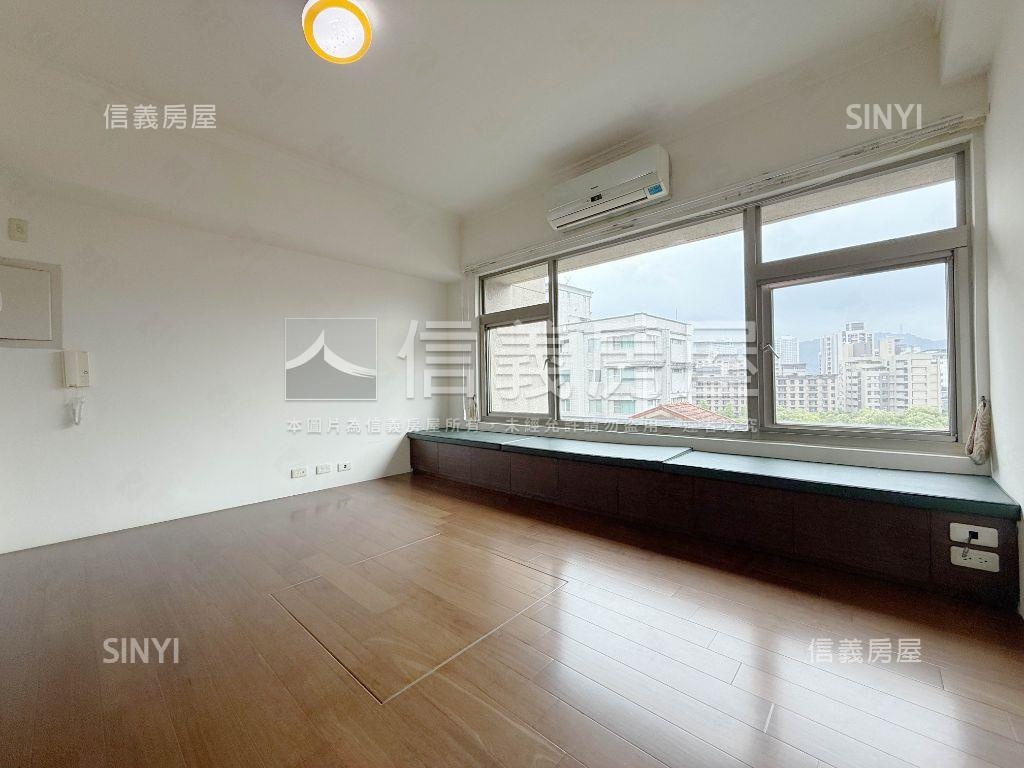 松廈柏園樓中樓房屋室內格局與周邊環境