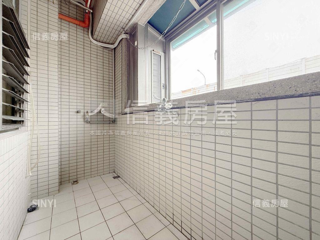 松廈柏園樓中樓房屋室內格局與周邊環境