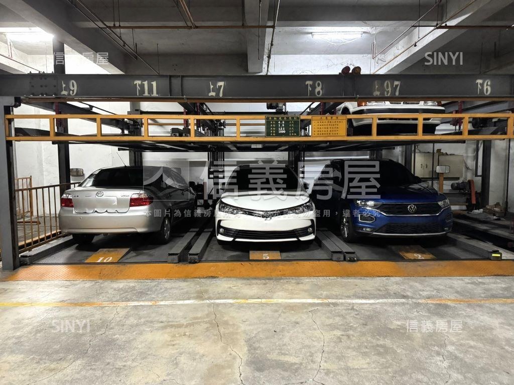 獨家近高鐵便利２＋１車位房屋室內格局與周邊環境