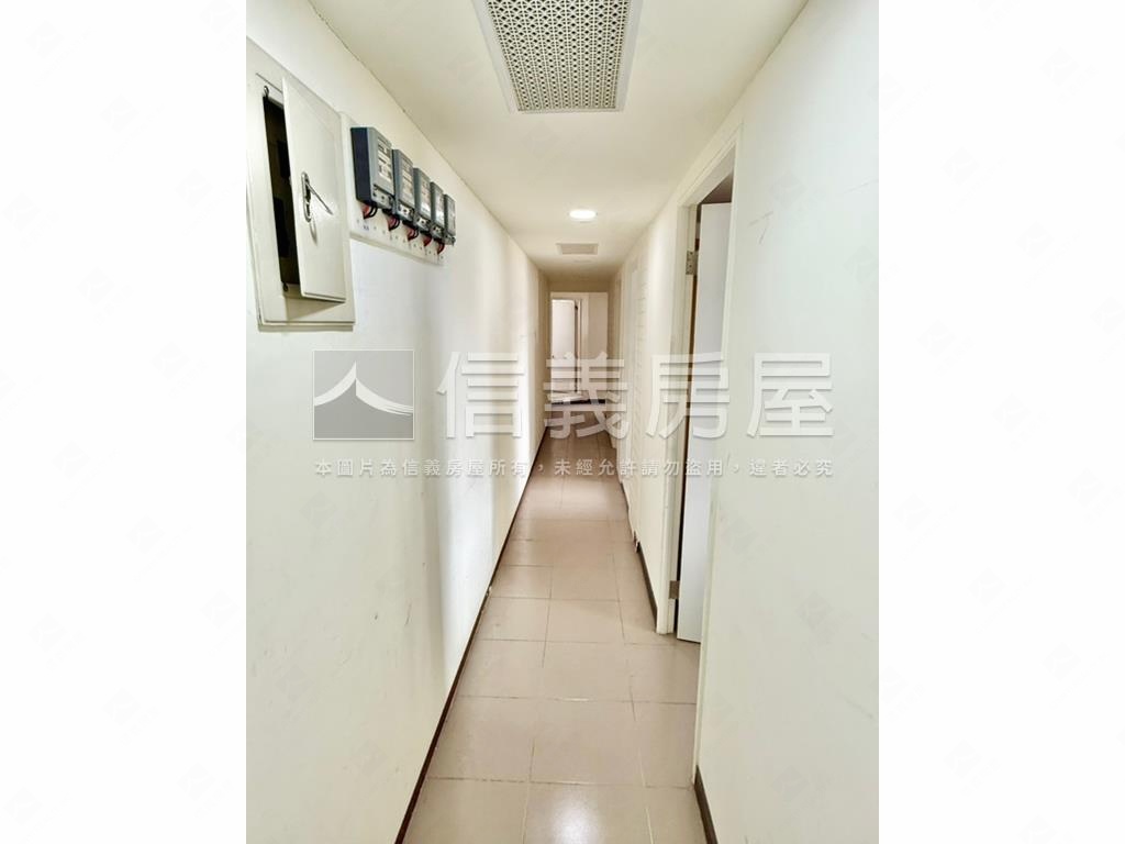 水岸邊間收租大戶房屋室內格局與周邊環境