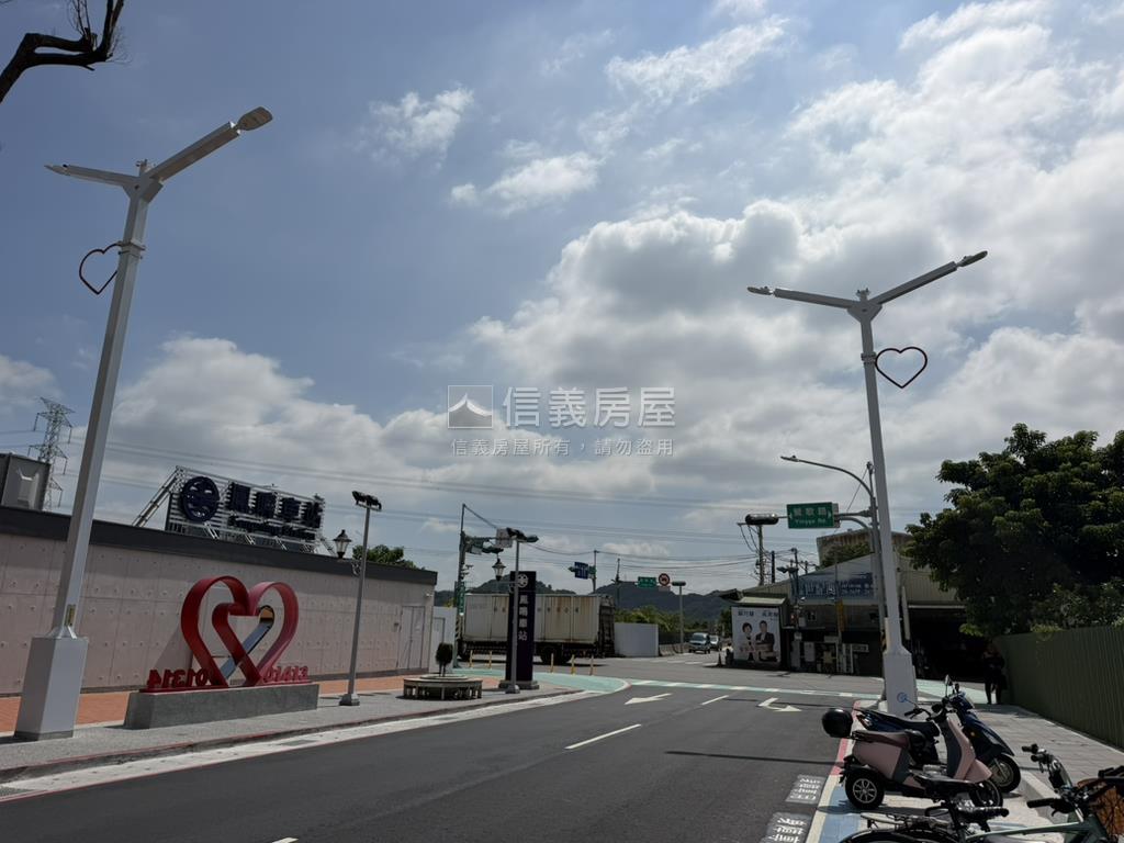 鳳鳴車站幸福莊園方正兩房房屋室內格局與周邊環境