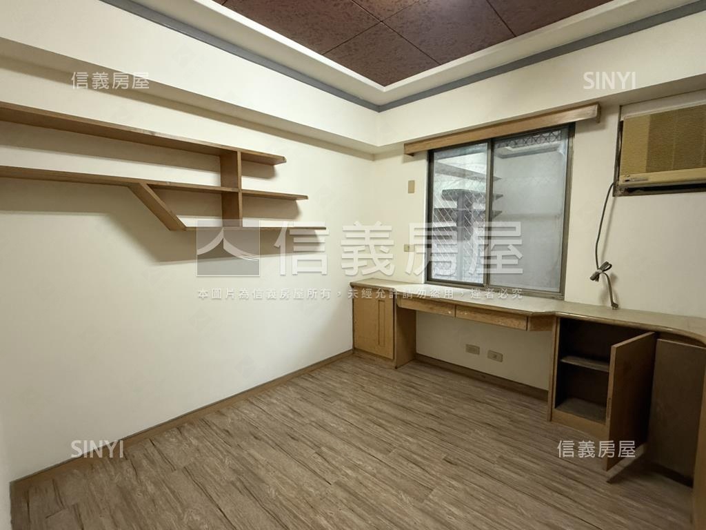 站前超讚建興三房房屋室內格局與周邊環境