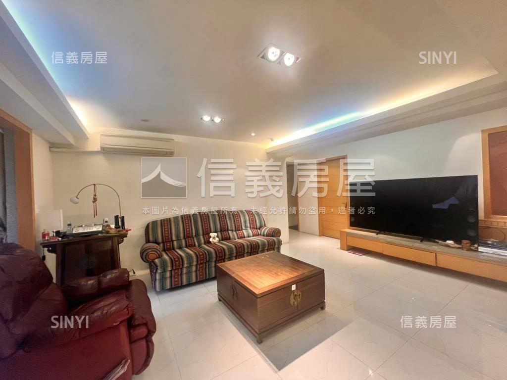 敦南榕馨管理五房房屋室內格局與周邊環境
