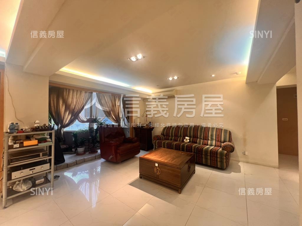 敦南榕馨管理五房房屋室內格局與周邊環境