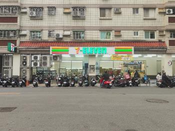 成都路連鎖超商Ａ