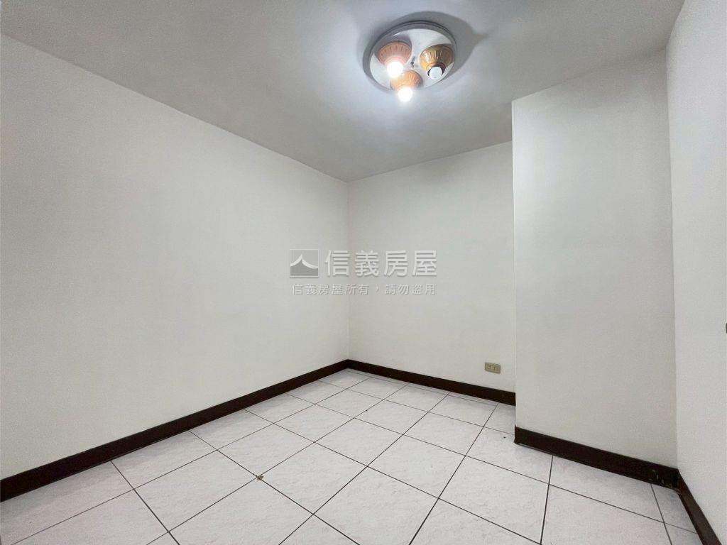 五路財神金店面房屋室內格局與周邊環境