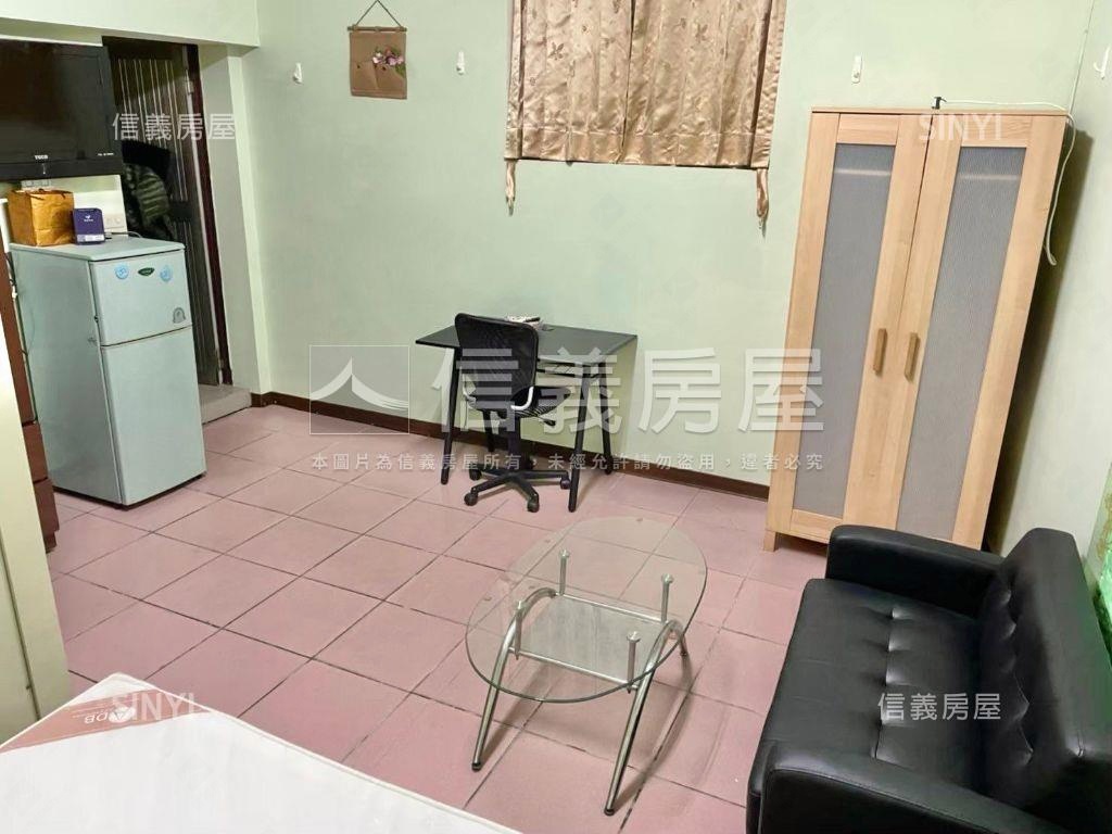 逢甲高投報金店套房屋室內格局與周邊環境