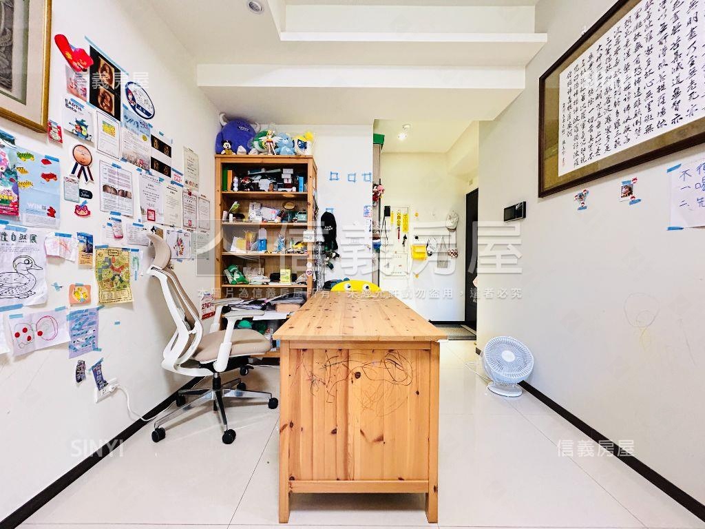 長磊雨青近捷運景觀美屋房屋室內格局與周邊環境
