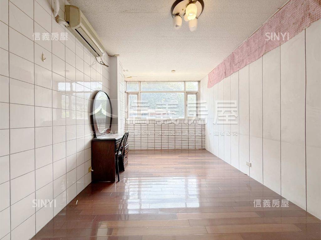 中研院四房大空間房屋室內格局與周邊環境