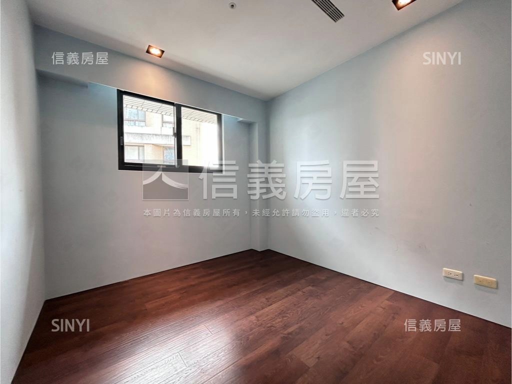 文華硯大兩房兩衛平車房屋室內格局與周邊環境