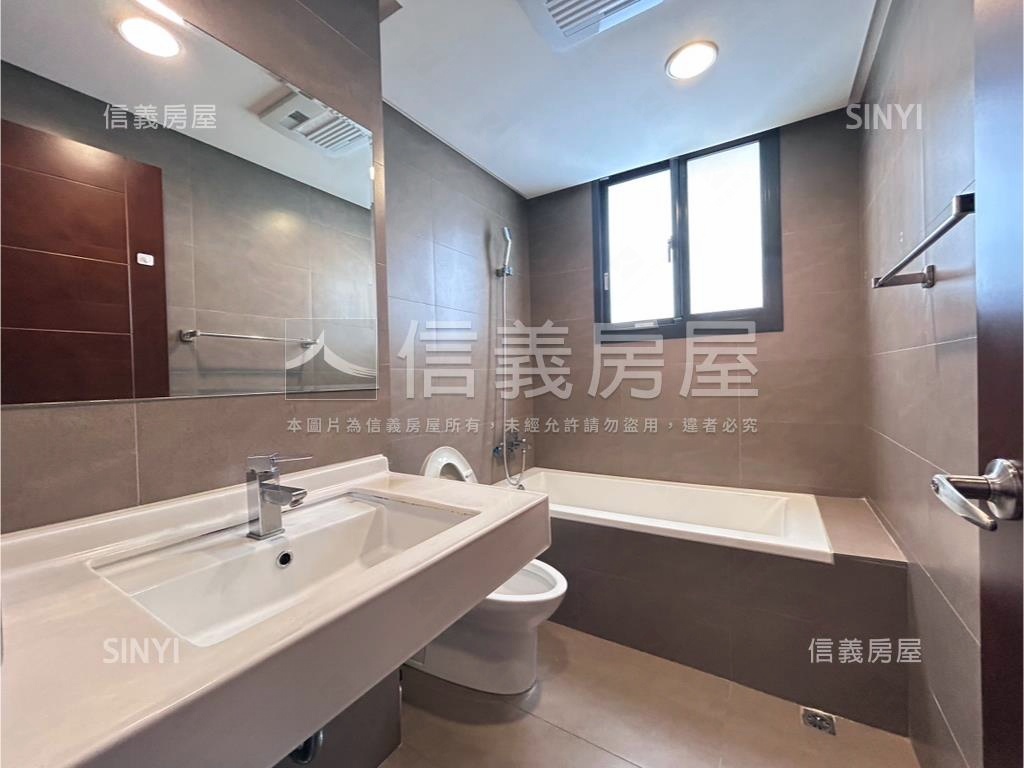 文華硯大兩房兩衛平車房屋室內格局與周邊環境