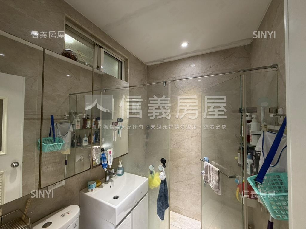 國慶路～漂亮方正三樓房屋室內格局與周邊環境