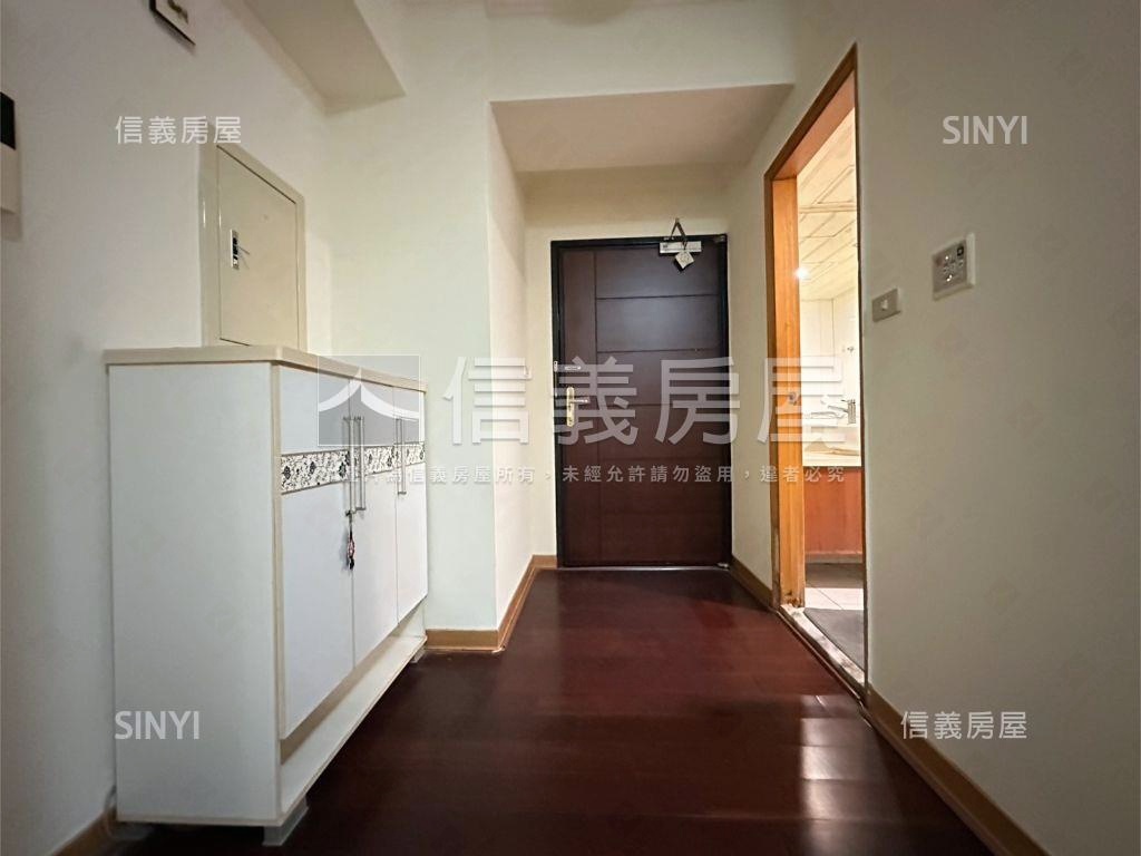 國際會館精美套房房屋室內格局與周邊環境