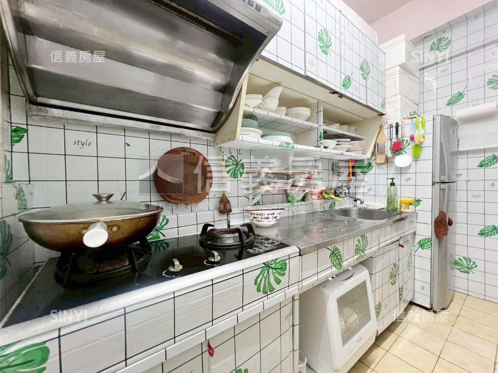 綠景三房美屋房屋室內格局與周邊環境