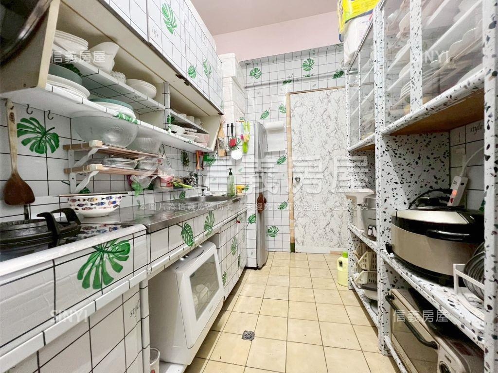 綠景三房美屋房屋室內格局與周邊環境