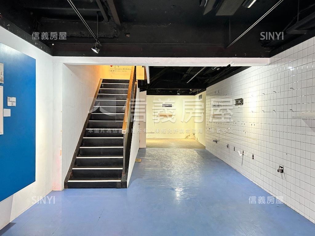 士林夜市透天店面房屋室內格局與周邊環境